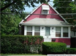 987 Targee St, Staten Island, NY 10304