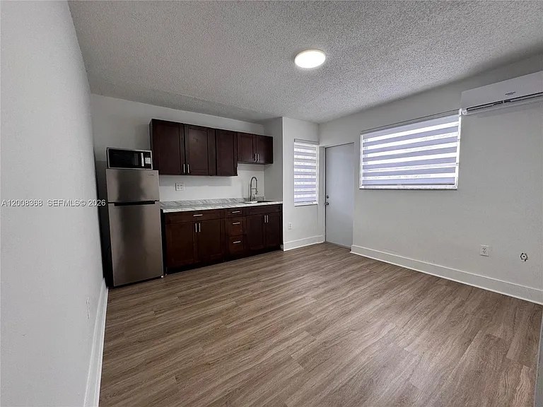 3632 SW 87th Ave #1 — Photo 2