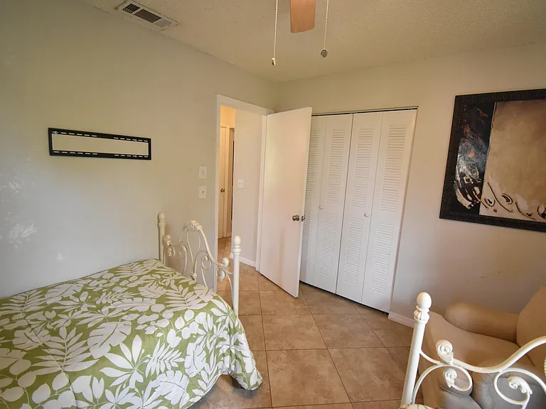 9426 Southampton Pl — Photo 20