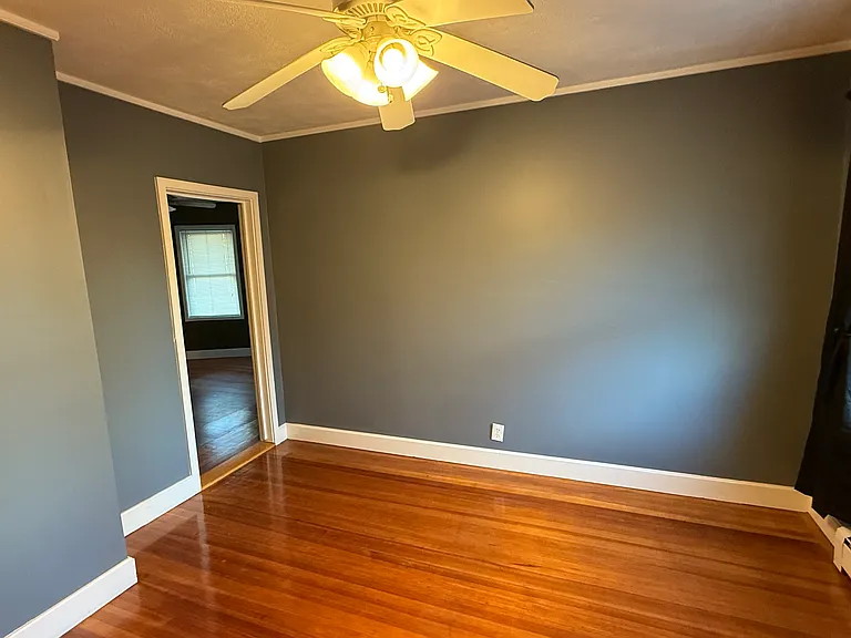 195-197 Lyon Ave #2 — Photo 12