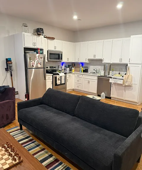86 N Main St #4 — Photo 4