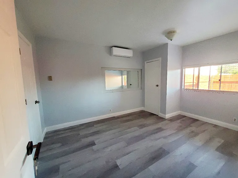 5521 Blueridge St #1 — Photo 7