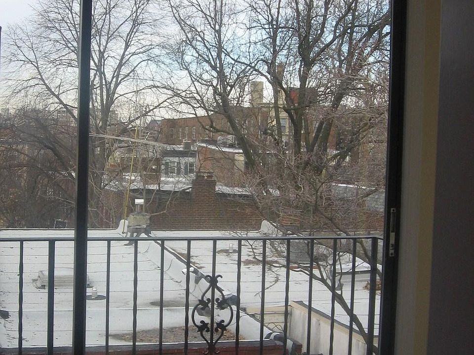 2nd image of 410 S 22nd St #3_R