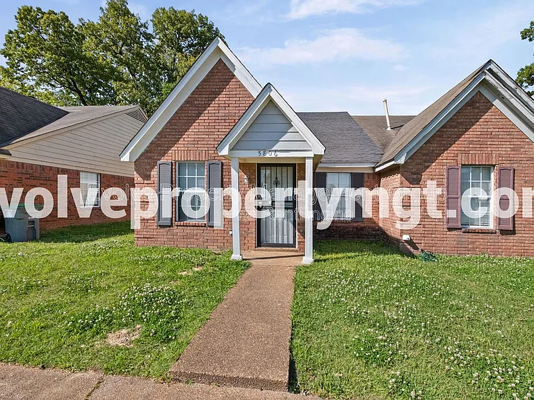 5806 Ashridge Pl — Photo 3