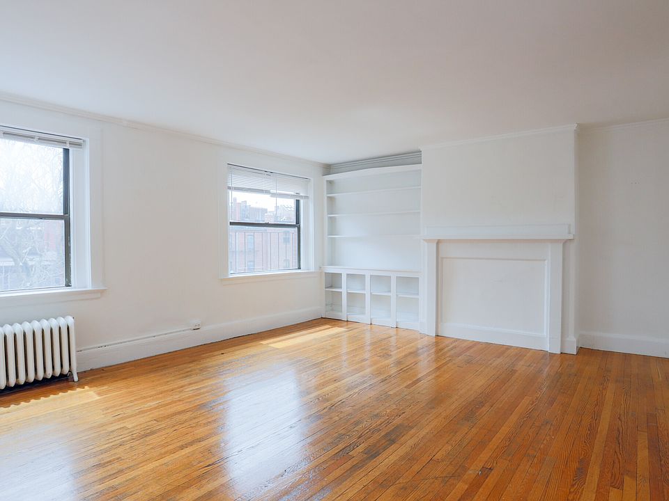 1st image of 503 Beacon St APT 8