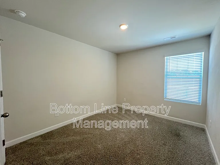 1816 Braemar Village Dr — Photo 16