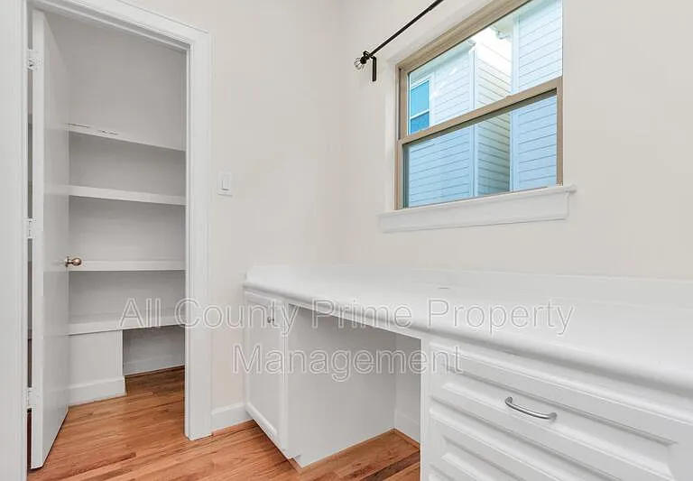 3627 Main Plaza Dr — Photo 20