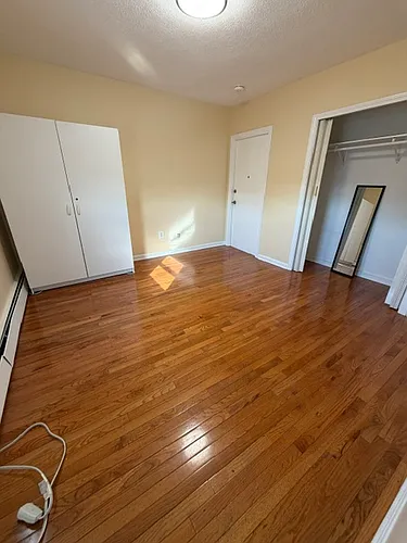 422 Hancock St #6 Photo 1