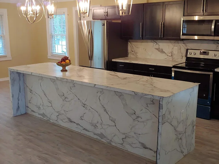 105 Jenny Lisa Ln — Photo 2