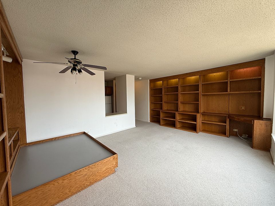 Sleeping Space with Living Area
