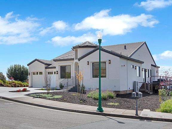 3rd image of 3746 Darlington Court