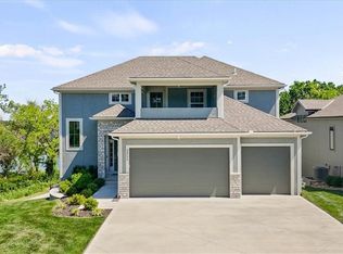 22599 W 87th Ter, Lenexa, KS 66227