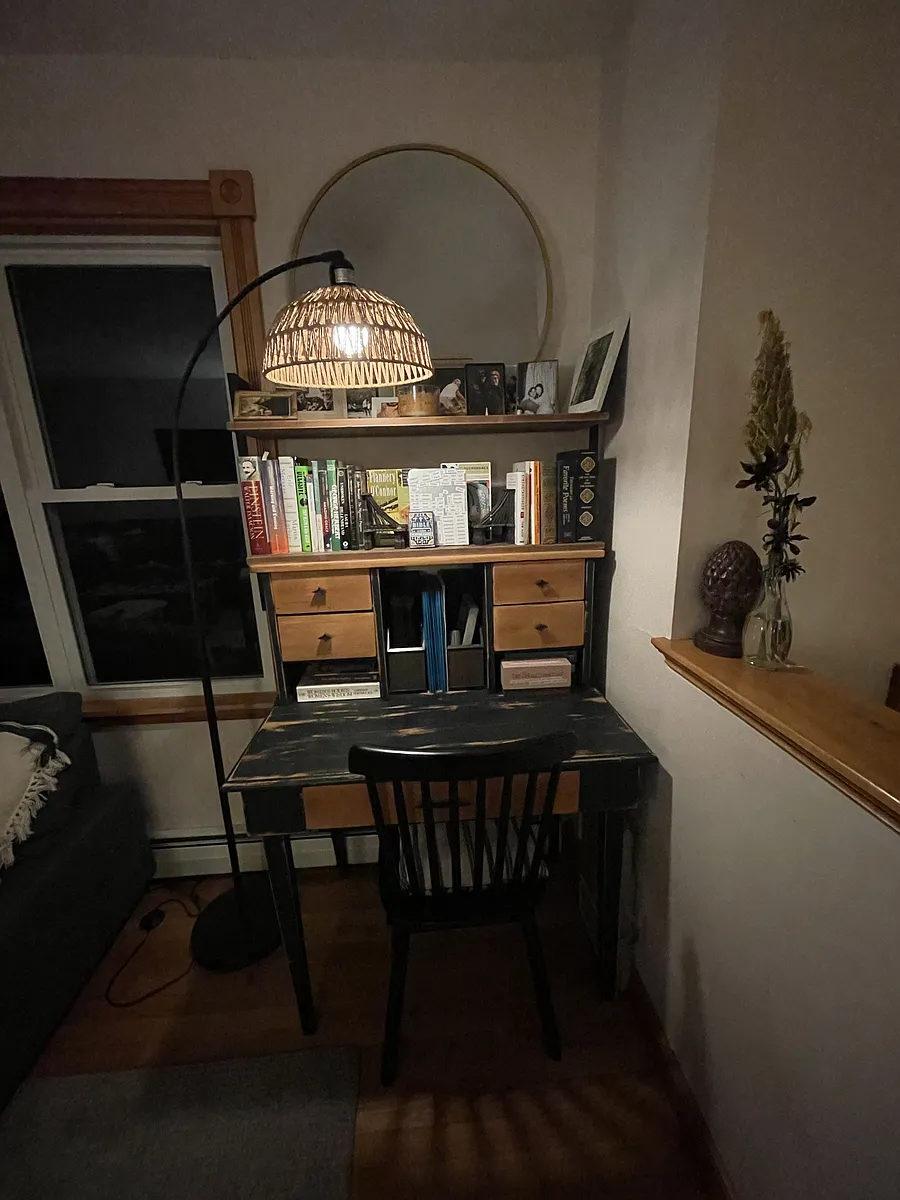Custom woodwork and cozy spaces - 3 Kinne St #A