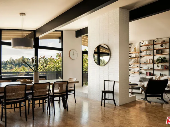 2825 La Cuesta Dr, Los Angeles, CA 90046