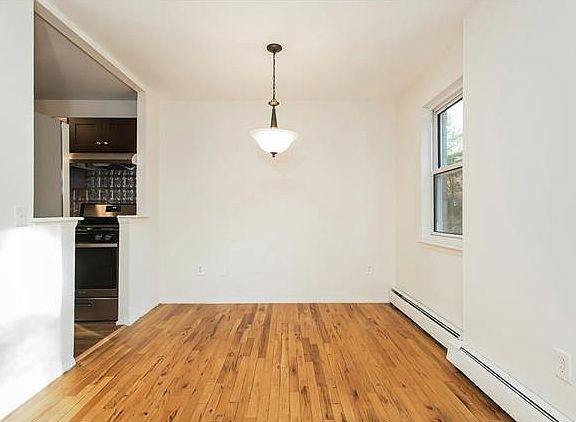 4th image of 60 Crescent Pl APT 1G