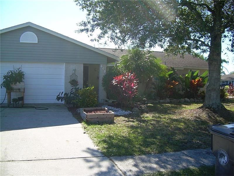 1st image of 649 Bay Lake Trl