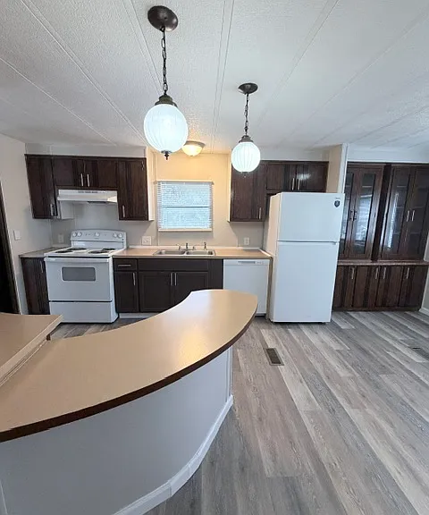 Lots of counter space