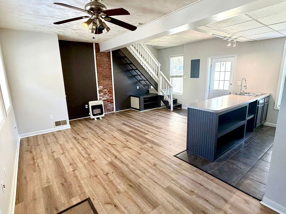 1st image of 38 N Charlotte St #3