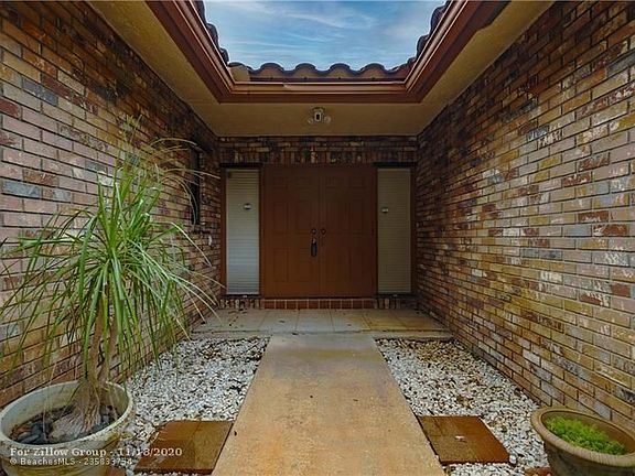 4th image of 7106 NW 40th St