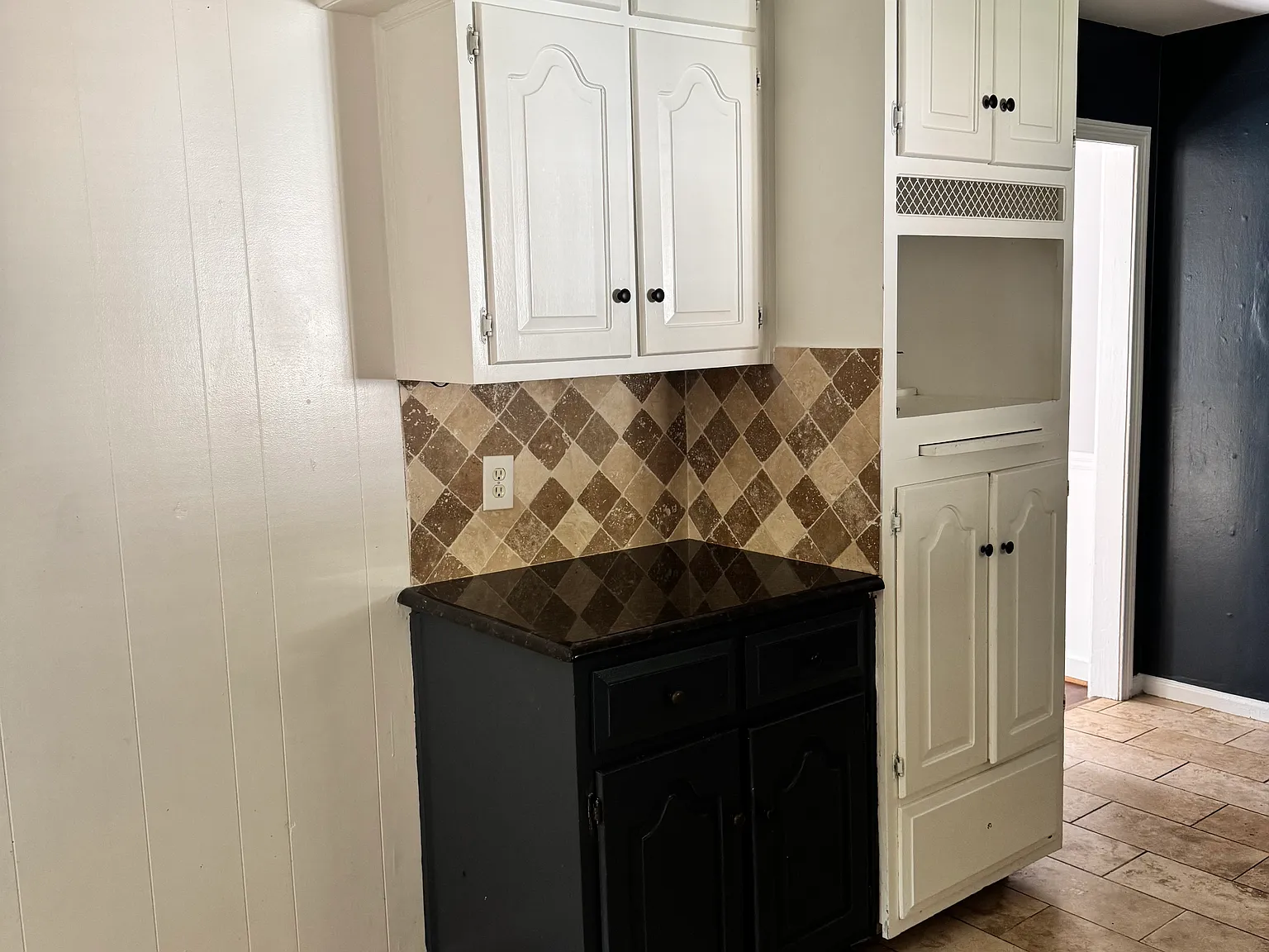 3 bed, 1400 sqft, $1,500 — Photo 4