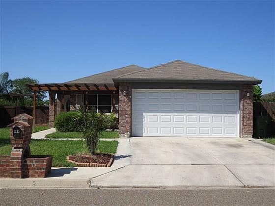 1st image of 901 Briarwood Dr
