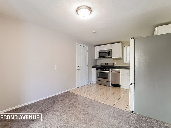 4th image of 444 Garden City Dr