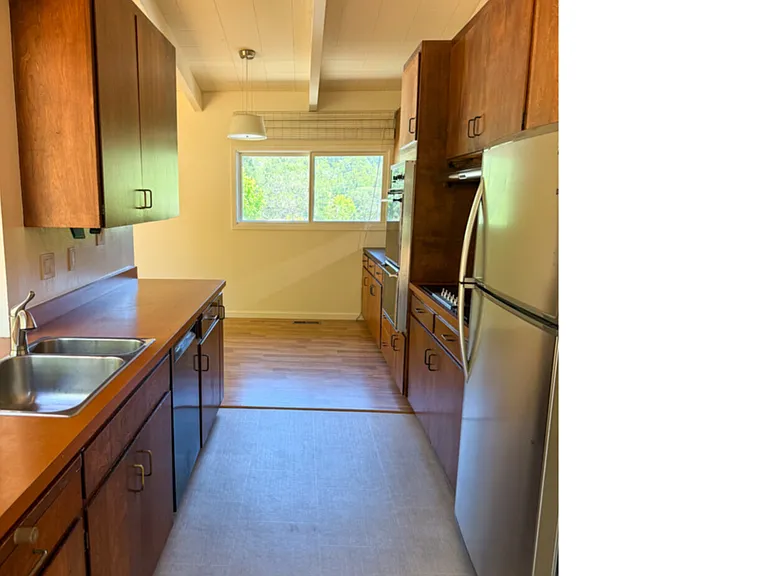 448 Oak Manor Dr — Photo 8