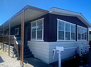 172 Pear Ln, Santa Rosa, CA 95407