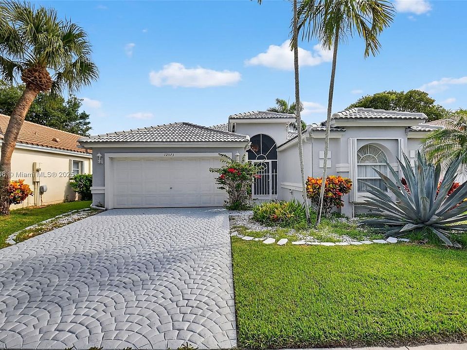 1st image of 12573 Coral Lakes Dr