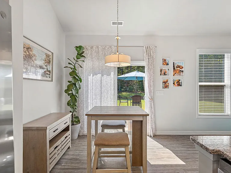 3739 Berry Dr — Photo 8