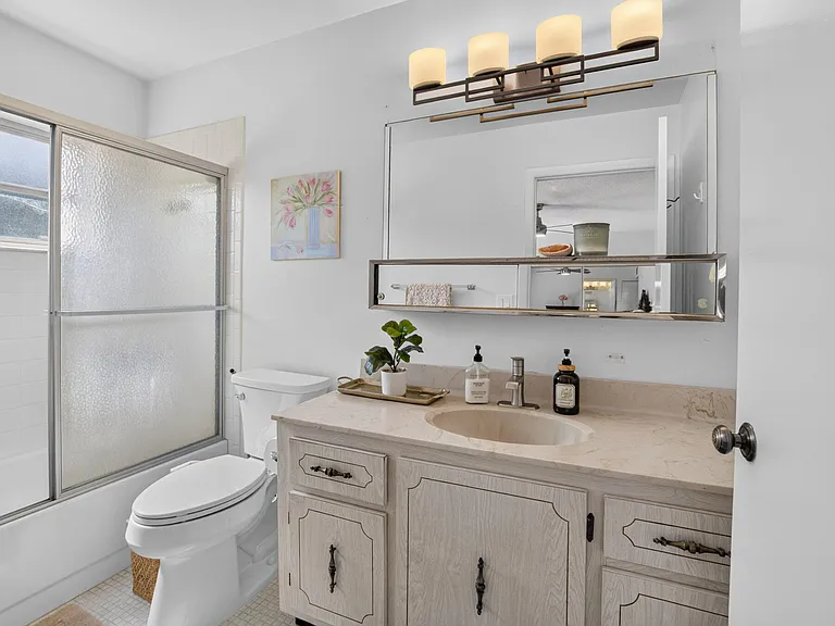 5037 Lakefront Blvd #A — Photo 24