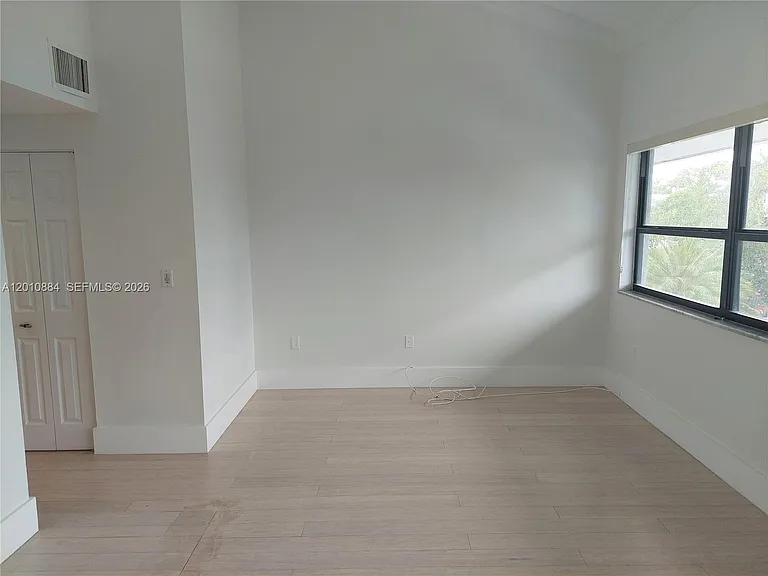 255 S Poinciana Dr #605 — Photo 31