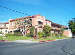 7421 Oakwood Ave, Los Angeles, CA 90036