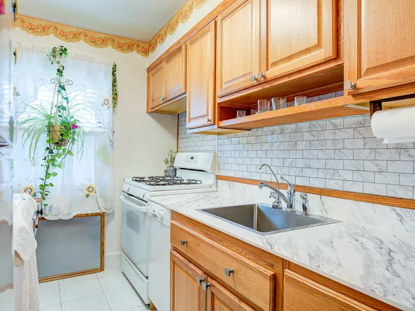 196-57 69th Avenue image 9 of 17