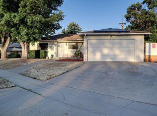 4636 N 7th St, Fresno, CA 93726