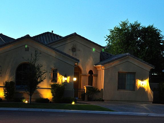 3rd image of 300 W New Dawn Dr