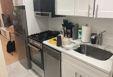 Rented by CitySites Real Estate Group