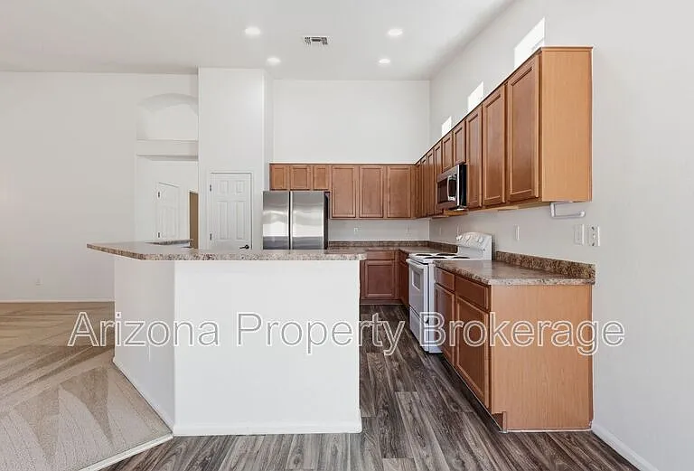 15006 W Cameron Dr — Photo 14