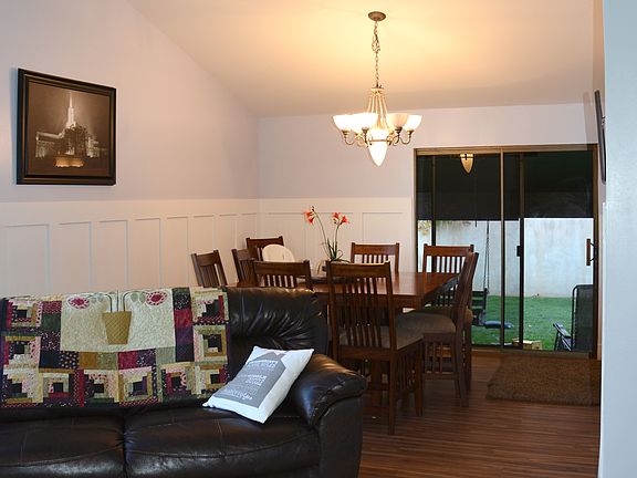Open floor plan--dining room