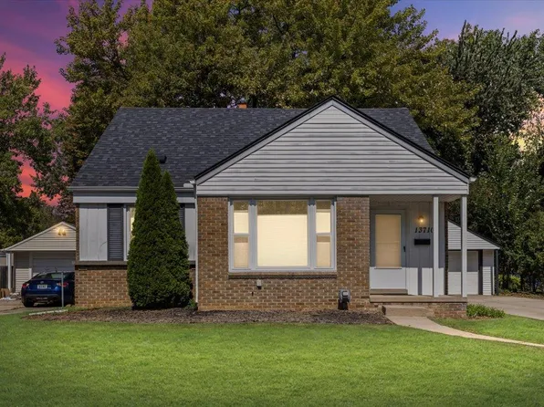 13710 Balfour Ave, Oak Park, MI 48237