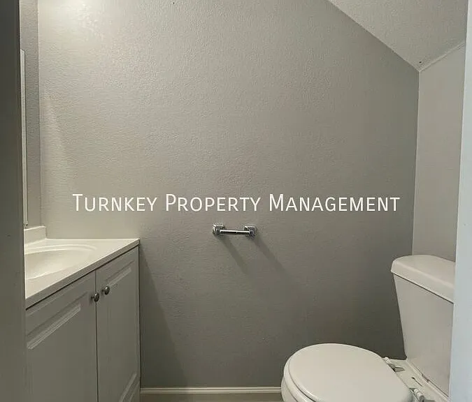 8906 Morris Manor Dr #4 — Photo 3