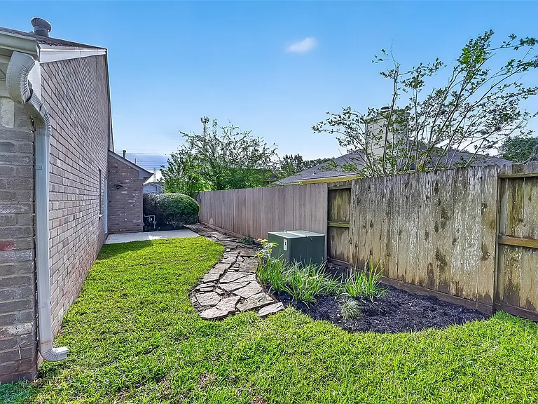 3238 E Rangecrest Pl — Photo 35