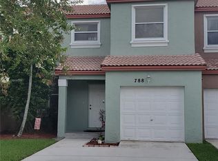 788 NW 151st Ave, Pembroke Pines, FL 33028