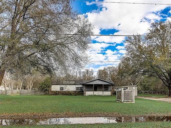 2nd image of 18019 Dogwood Dr