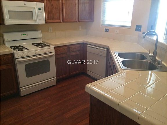 4th image of 4947 Droubay Dr #0