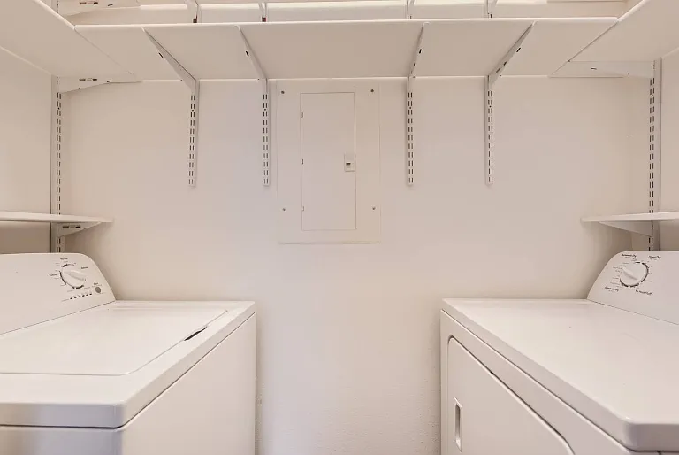 5808 Oram St #201 — Photo 6