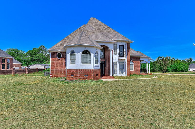 Property photo 38