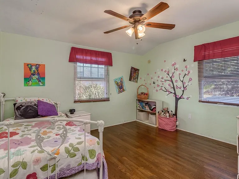1750 Plum St — Photo 16