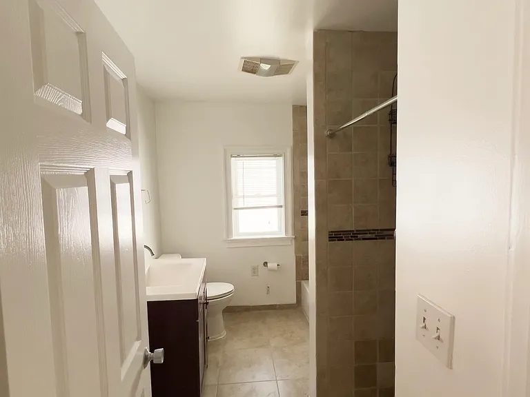 389 Jefferson Ave #389 — Photo 13