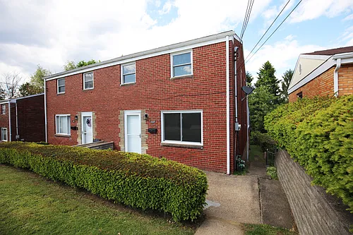 1213 1/2 Monongahela Blvd #2 Photo 1